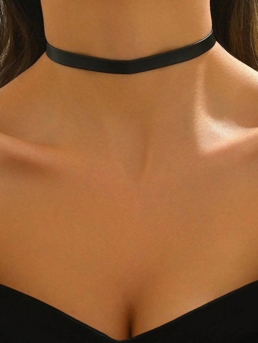 1 pieza Elegante y sexy collar gargantilla negro de una sola capa, minimalista y versátil, adecuado para uso diario y en vacaciones por las señoras
