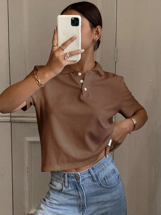Livesso Livesso Camiseta de polo de cuello suelto de unicolor casual para mujer, camisa polo marrón, top corto marrón, camisa de cuello marrón, blusa marrón para mujer