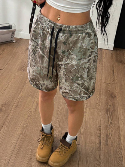 Coolane Shorts de punto con estampado de camuflaje con patrón de ramas de árbol para mujer, de estilo callejero de moda para primavera y verano