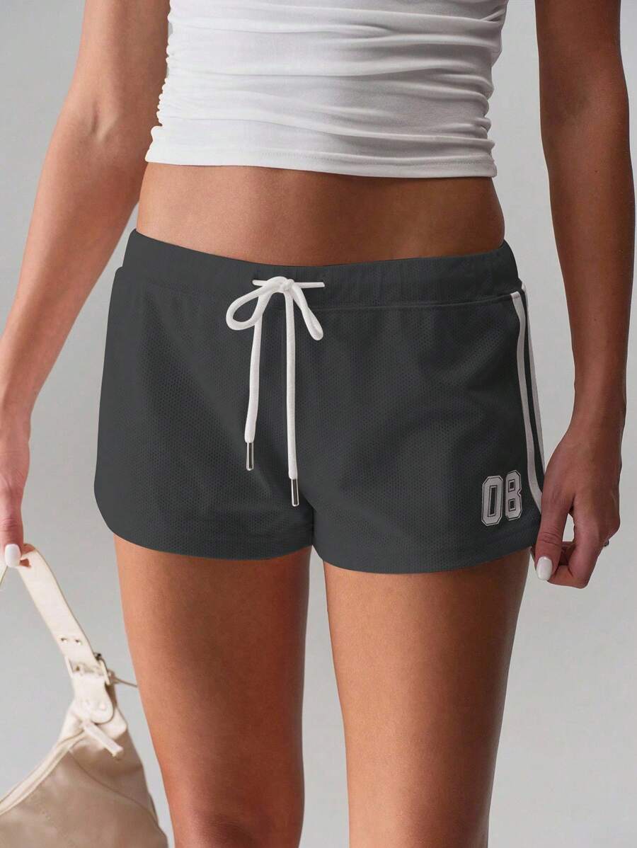 Flirla Pantalones cortos de verano informales para mujeres con cordón en la cintura, talle bajo y diseño de rayas con estampado numérico
