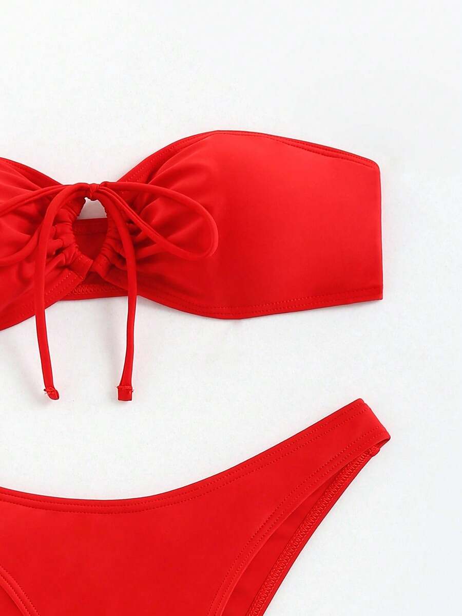 Swim Basics 2 piezas Conjunto de bikini bandeau rojo sólido con nudo delantero, traje de baño separado para vacaciones de verano de mujer